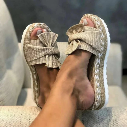 Faith | Playful pring Bow Platform Sandals