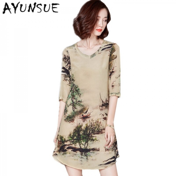 19 V-neck Vintage Silk Dress Half Sleeve Printing Floral Dress Women Summer Dresses Casual Plus size 4XL Vestidos Mujer FYY344 19 V-neck Vintage Silk Dress Half Sleeve Printing Floral Dress Women Summer Dresses Casual Plus size 4XL Vestidos Mujer FYY344