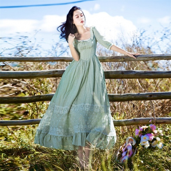New Summer Women Casual Patchwork Lace Midi Dress Square Collar Ruffles Dress Green Half Sleeve Embroidery Dresses 2 Chic Summer Square Collar Midi Dress