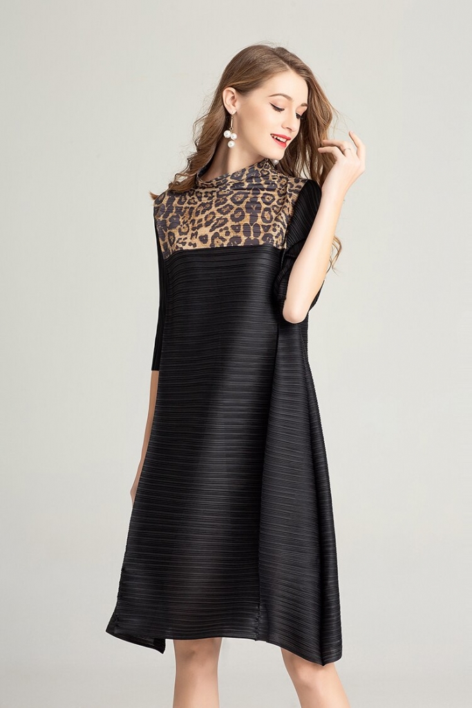 FREE SHIPPING Miyake Fashion fold half sleeve patchwork Leopard stand neck dress IN STOCK