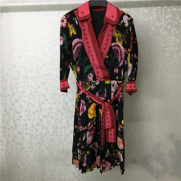 dresses women 19 spring elegant v-neck floral printed dress half sleeve women silk dress casual 1 Spring elegant v-neck floral printed dress half sleeve