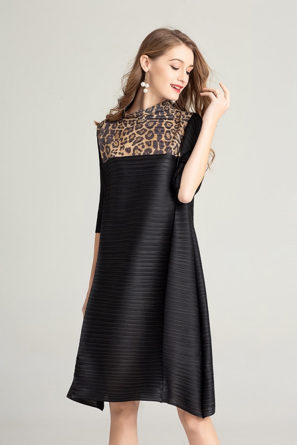 FREE SHIPPING Miyake Fashion fold half sleeve patchwork Leopard stand neck dress IN STOCK 1 Miyake Fashion fold half sleeve patchwork Leopard stand neck dress