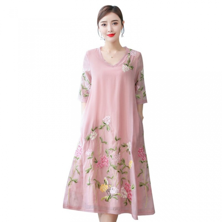 19 New National Style Women Vintage Embroidery Dresses Fashion Sweet Plus Size Half Sleeve Female Dresses Casual Loose Dresses