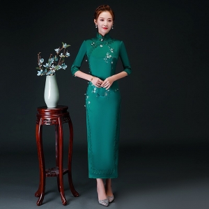 Oversize 4XL Autumn New Arrival Vintage Half Sleeve Embroidery Cheongsam Sexy Women Formal Long Dress Print Flower Satin Qipao