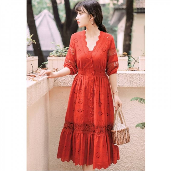 19 summer Women's Bohemian half Sleeve Mesh Stitching Dress Sexy Deep V-neck High Waist Openwork Embroider Dress 19 summer Women's Bohemian half Sleeve Mesh Stitching Dress Sexy Deep V-neck High Waist Openwork Embroider Dress