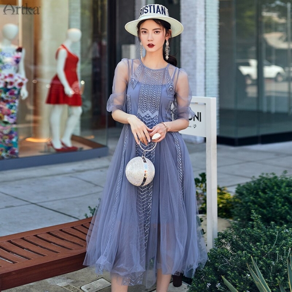 ARTKA 19 Summer Women Dress Elegant Embroidery Mesh Stitching Dresses For Women Two-piece Set Half Sleeve Dresses JL19010 ARTKA 19 Summer Women Dress Elegant Embroidery Mesh Stitching Dresses For Women Two-piece Set Half Sleeve Dresses JL19010