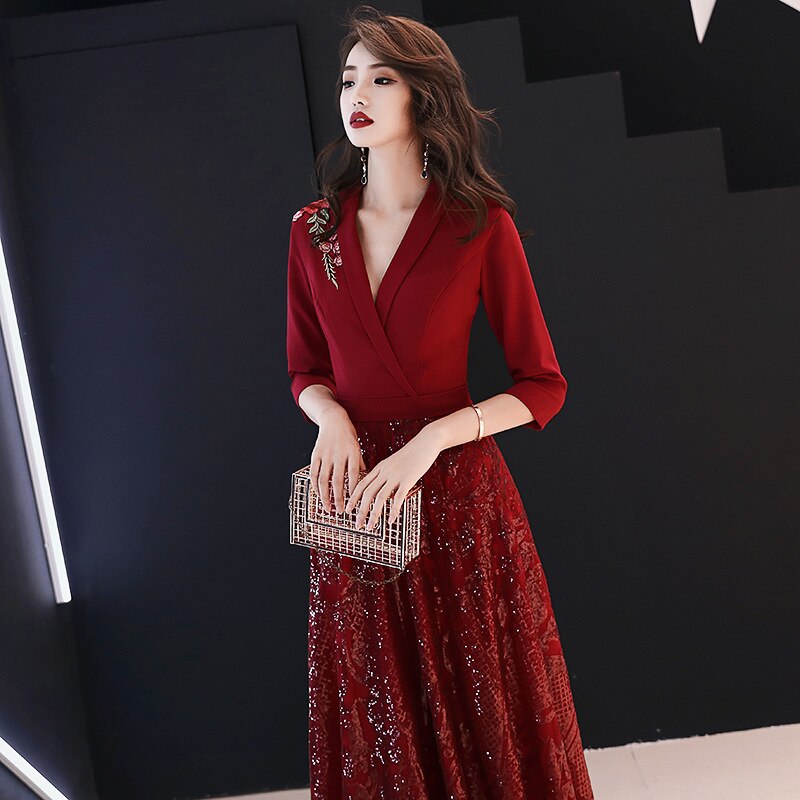 19 New Autumn Winter Dress Half Sleeve Temperament Red Dress Female Sexy V-neck Shoulder Embroidery Women Dress Sequin Dress
