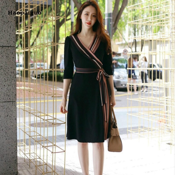 Plus Size A-line Dress Summer Women Black Striped Half Sleeve V-neck Knee-length Casual Office Lady Dress Vintage Korean Dresses Plus Size A-line Dress Summer Women Black Striped Half Sleeve V-neck Knee-length Casual Office Lady Dress Vintage Korean Dresses