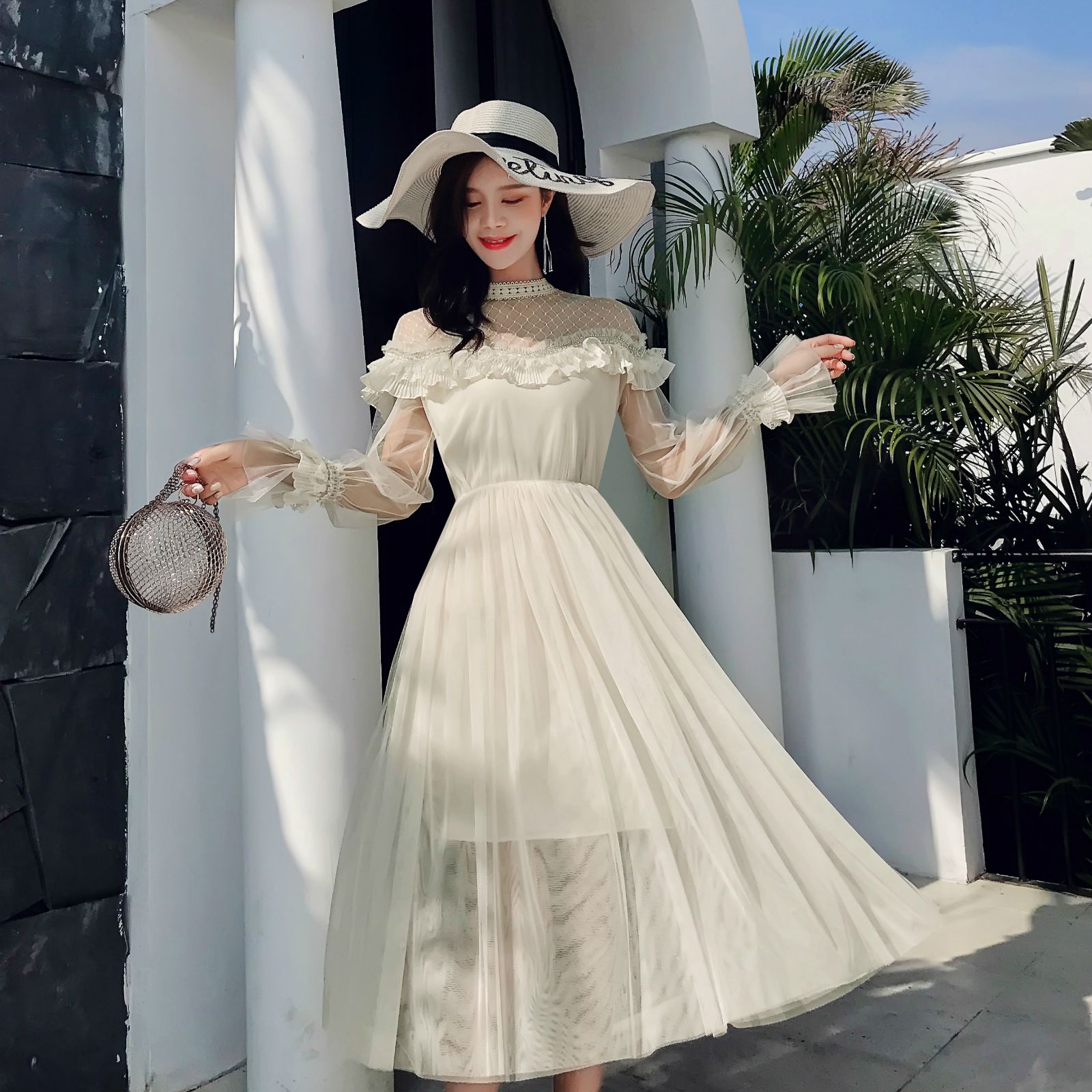 New 19 Spring Autumn Women dress Flare Sleeve Patchwork Mesh Turtleneck Half A High-end French Lace Dresses Blue Apricot 9086