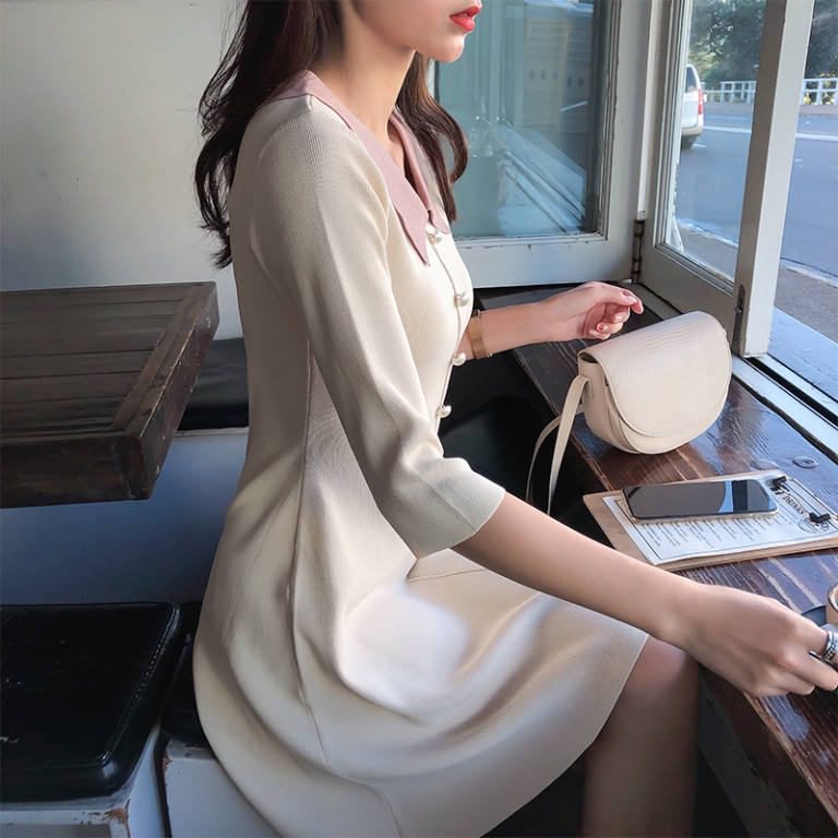 Mishow 19 Autumn Women's Knitted Dress Korean Solid Sweety Slim Fit Half Sleeve Mid-length Dresses Elegant Vestidos MX19C1308