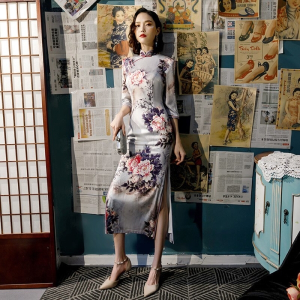 New Arrival Plus Size 4XL Autumn Winter Vintage Half Sleeve Cheongsam Sexy Women Formal Long Dress Print Flower Rayon Qipao