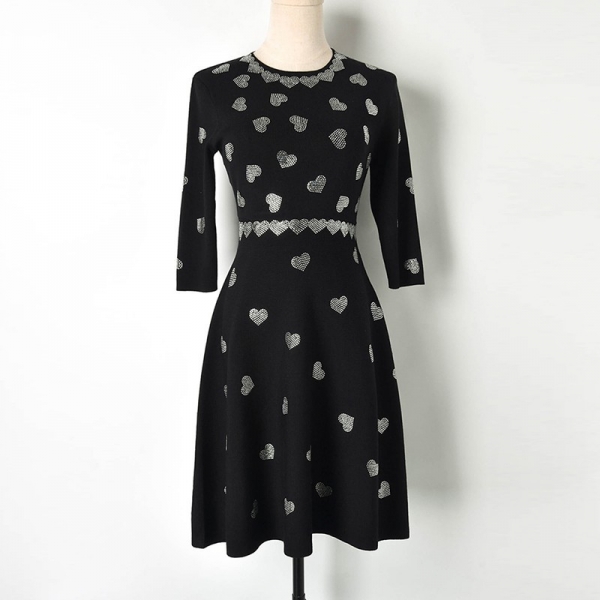 Women Black Spring Sweater Dress 19 chic A-line O-neck half sleeve Ladies Knitted Dress High Quality Luxury Brand Women Dress Women Black Spring Sweater Dress 19 chic A-line O-neck half sleeve Ladies Knitted Dress High Quality Luxury Brand Women Dress
