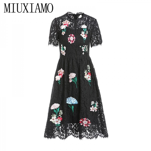 Retro Half Sleeve Flower Diamonds Embroidery Lace Vintage