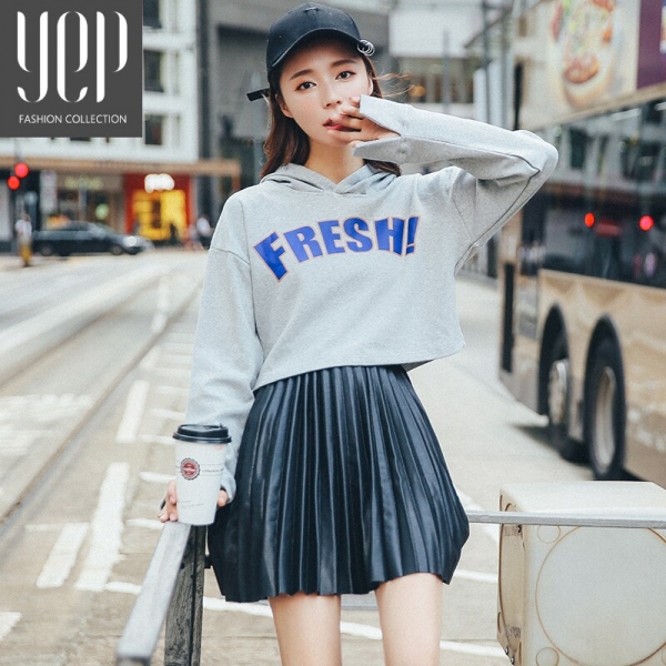 New 17 autumn fashion A type pu leather pleated skirt women elastic waist high quality original black mini skirt women faldas 2 Women's Faux Leather Mini Skirt – Chic Autumn Pleated Style