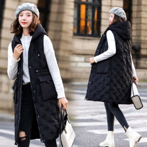 Hooded Cotton-Padded Vest for Women – Perfect for cool weather, this vest features a sleek design with zippered pockets and offers warmth without the bulk. 