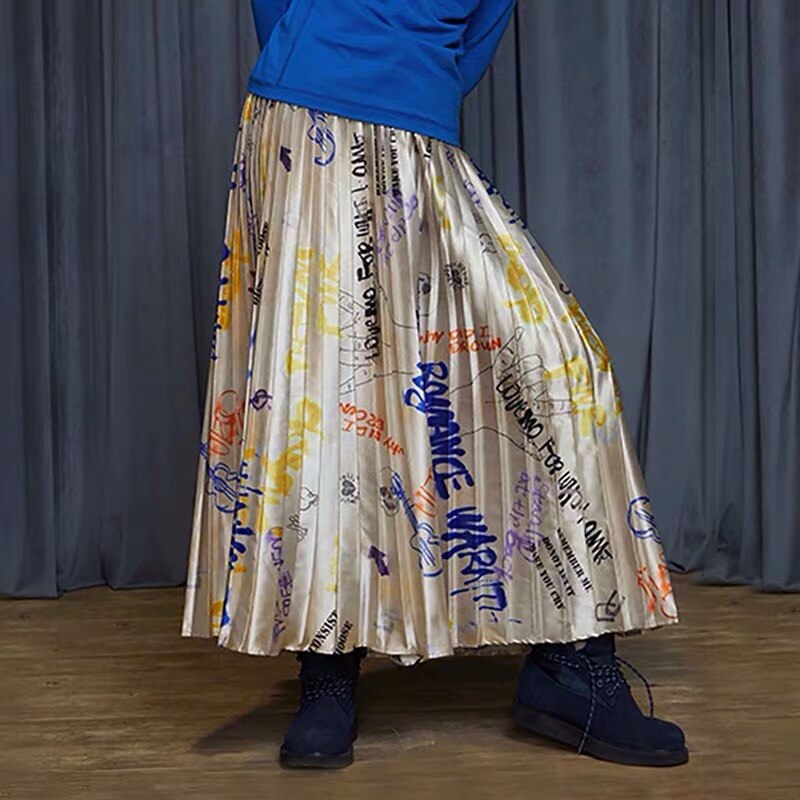 Winter New Assortment graffiti print lengthy pleated skirt girls