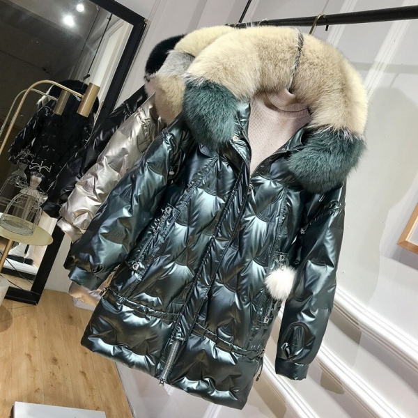 Winter Duck Down Jacket Ladies Hooded Massive Fox Fur Collar