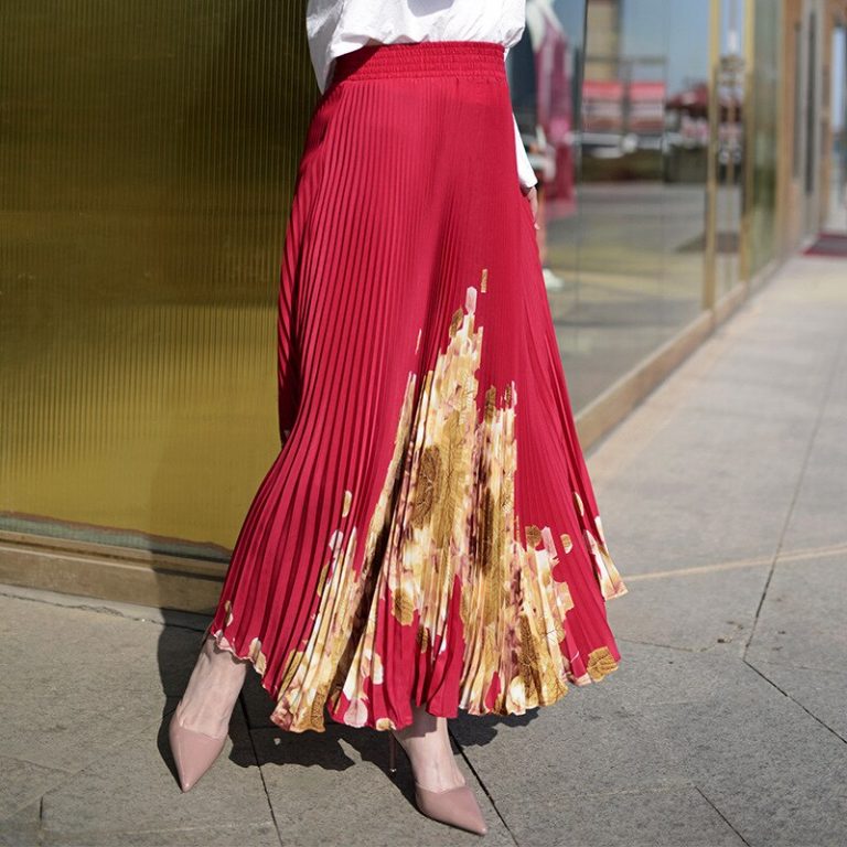 Lengthy Pleated Skirt Model Summer time Elastic Excessive Waist