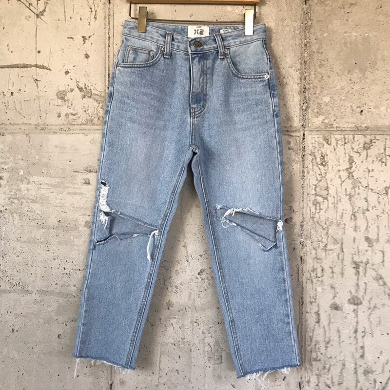 Irregular Holes Vintage High Waist Straight Jeans Pant Women Streetwear Loose Female Denim Jeans Buttons 7 Points Jeans 3